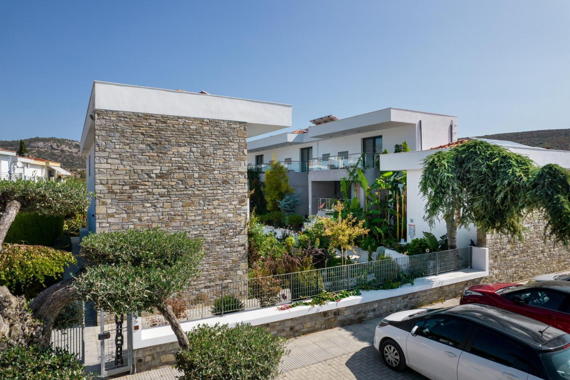 Village Esperia Potos Exterior photo